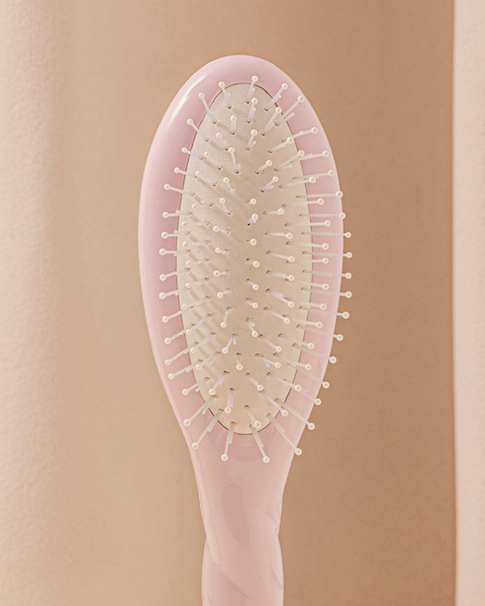 bonpoint-x-la-bonne-brosse-n-04-la-petite-brosse-enfant-rose-lilas-et-pochon-off image 5