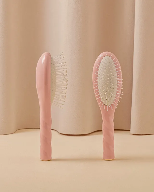 la-bonne-brosse-n-04-la-miracle-petite-brosse-d-m-lante-massante-rose-poudr image 1