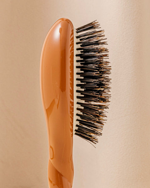 la-bonne-brosse-n-01-la-petite-brosse-brillance-soin-l-universelle-terracotta image 5