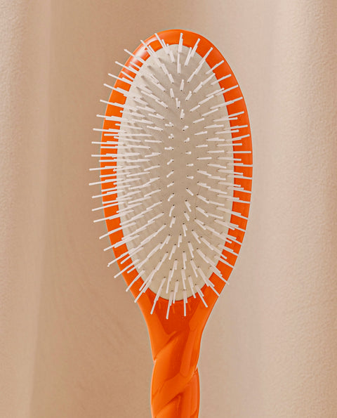la-bonne-brosse-n-07-l-intense-brosse-d-m-lante-stimulante-grande-orange-seventi image 3