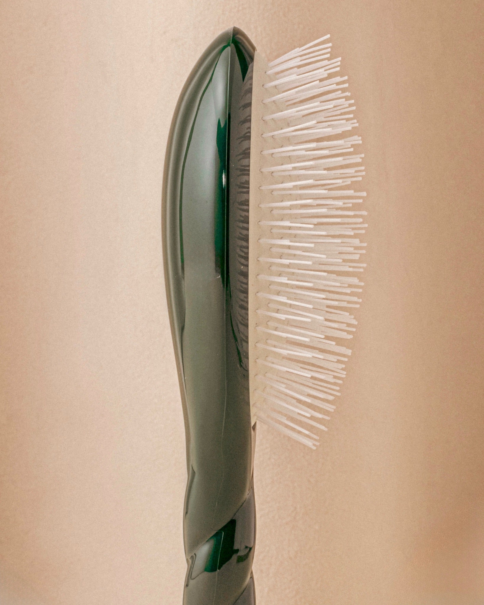 la-bonne-brosse-n-07-l-intense-brosse-d-m-lante-stimulante-grande-vert-emeraude image 3