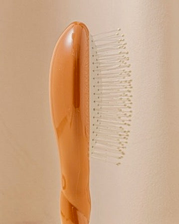 la-bonne-brosse-n-04-la-petite-brosse-d-m-lante-massante-la-miracle-terracotta image 3