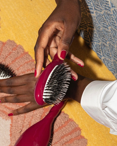 la-bonne-brosse-n-02-la-petite-brosse-d-m-lante-soin-l-indispensable-rouge-ceris image 8