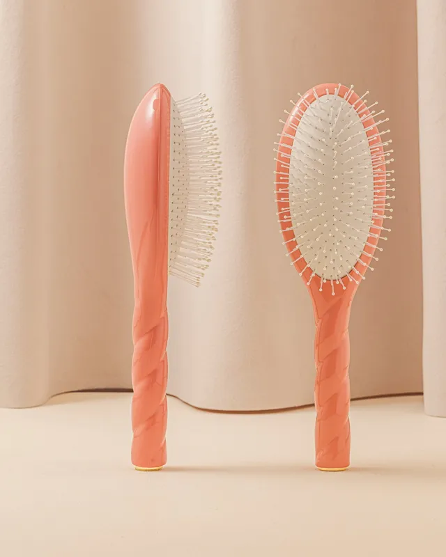 la-bonne-brosse-n-04-la-brosse-d-m-lante-massante-la-miracle-corail image 1
