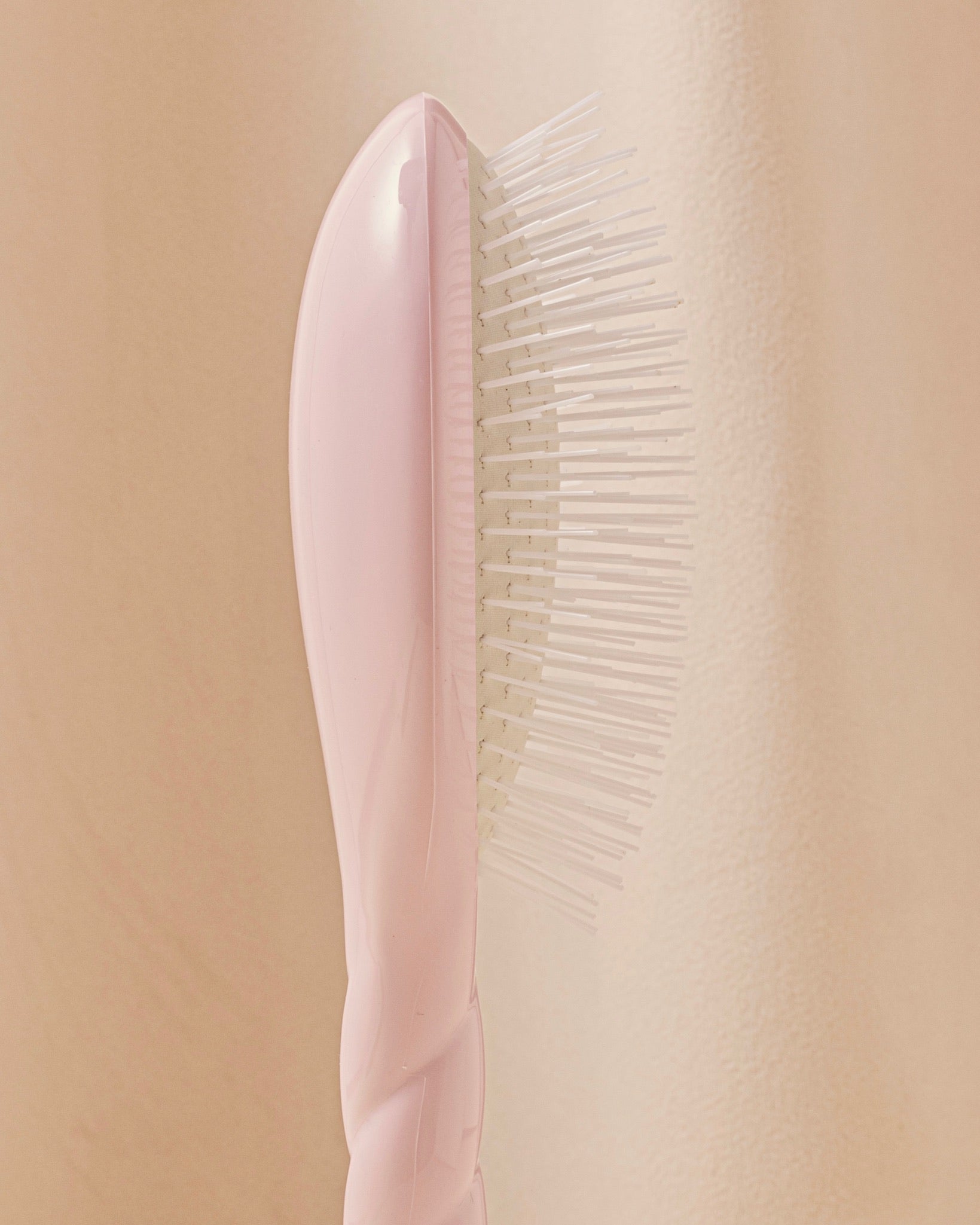 la-bonne-brosse-n-07-l-intense-brosse-d-m-lante-stimulante-grande-rose-lilas image 3
