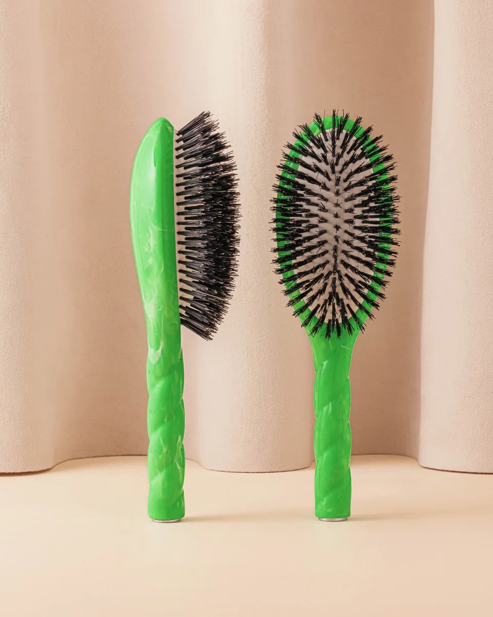 la-bonne-brosse-n-01-la-brosse-brillance-soin-l-universelle-roseanna-tie-dye-ver image 1