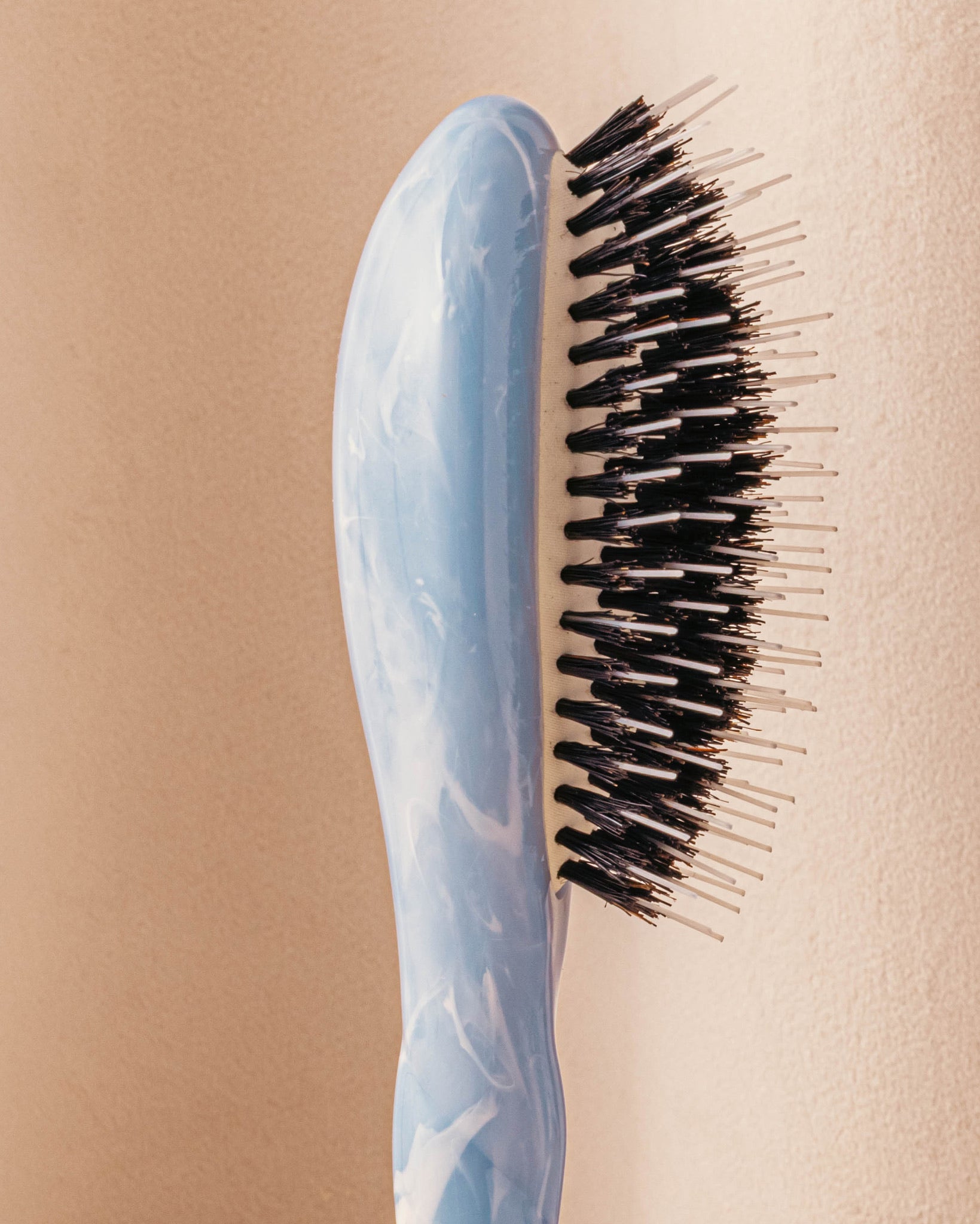 roseanna-x-la-bonne-brosse-n-02-la-petite-brosse-d-m-lante-soin-l-indispensable--2 image 3
