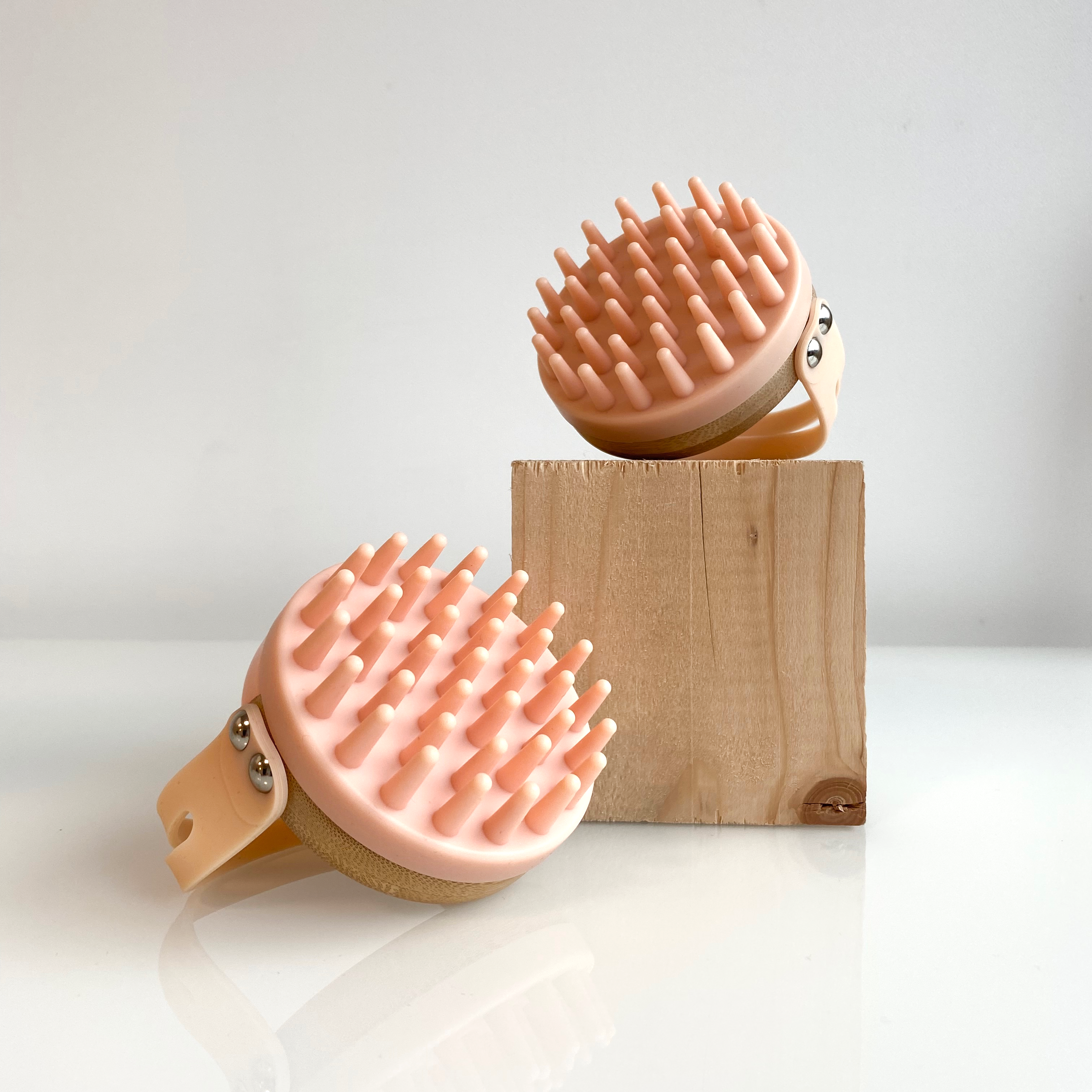 demeliss-paris-beauty-brosse-massante-cuir-chevelu image 4